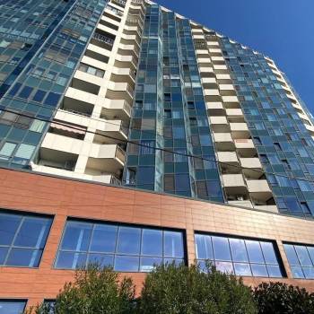 Продается 1-комнатная квартира, 46 м²