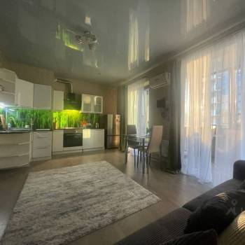 Продается 1-комнатная квартира, 46 м²