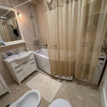 Продается 2-х комнатная квартира, 60,4 м²