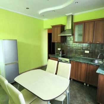 Сдается 1-комнатная квартира, 45 м²