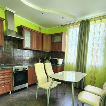 Сдается 1-комнатная квартира, 45 м²