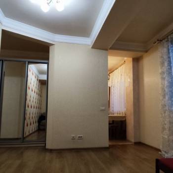 Продается 1-комнатная квартира, 37,8 м²
