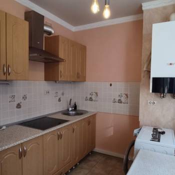 Продается 1-комнатная квартира, 37,8 м²