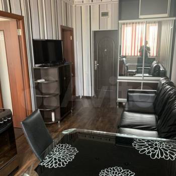 Сдается Многокомнатная квартира, 60 м²
