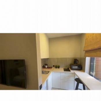 Продается 1-комнатная квартира, 18 м²