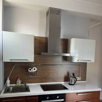 Сдается 2-х комнатная квартира, 76,3 м²