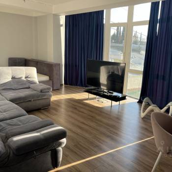 Сдается 2-х комнатная квартира, 76,3 м²