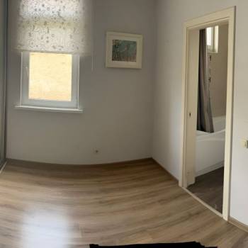 Сдается 2-х комнатная квартира, 76,3 м²