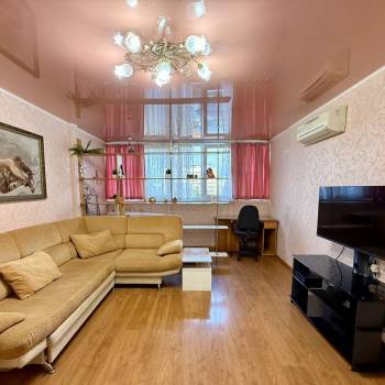 Сдается 1-комнатная квартира, 38 м²