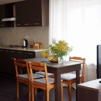 Сдается 2-х комнатная квартира, 75 м²