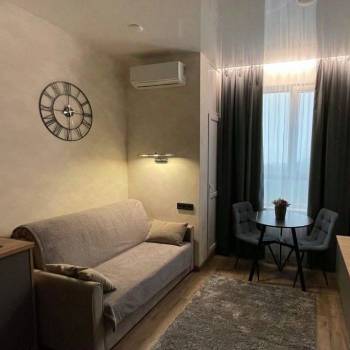 Продается 1-комнатная квартира, 18 м²