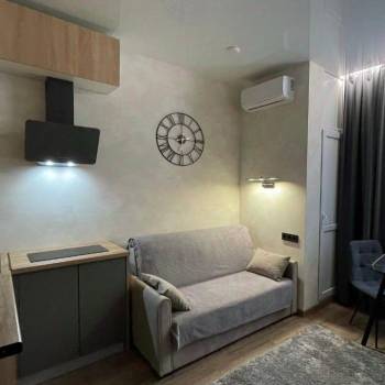 Продается 1-комнатная квартира, 18 м²