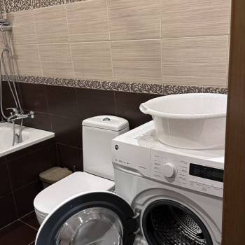 Сдается Многокомнатная квартира, 80 м²