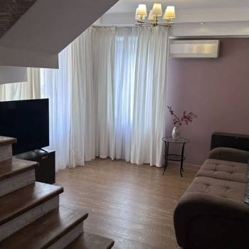 Сдается Многокомнатная квартира, 80 м²