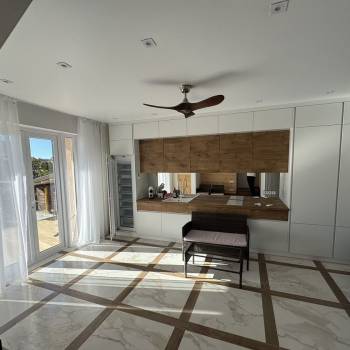 Продается Дом, 137 м²