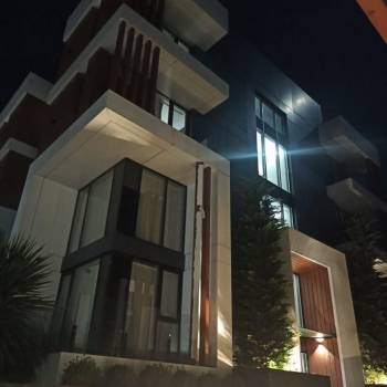Продается 1-комнатная квартира, 45 м²