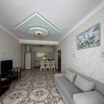 Сдается Многокомнатная квартира, 100 м²