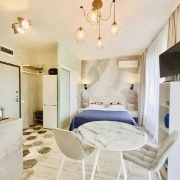Продается 1-комнатная квартира, 35 м²