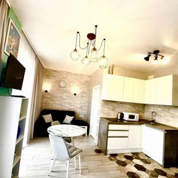 Продается 1-комнатная квартира, 35 м²