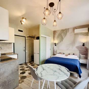 Продается 1-комнатная квартира, 35 м²