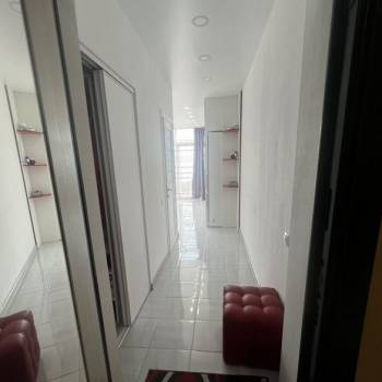 Продается 1-комнатная квартира, 53 м²