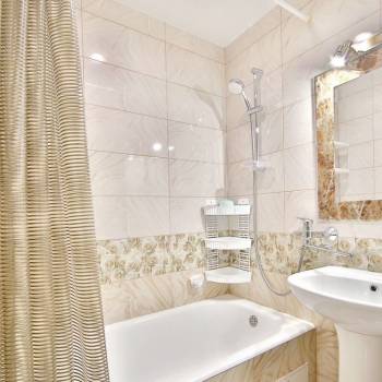 Сдается 1-комнатная квартира, 50 м²