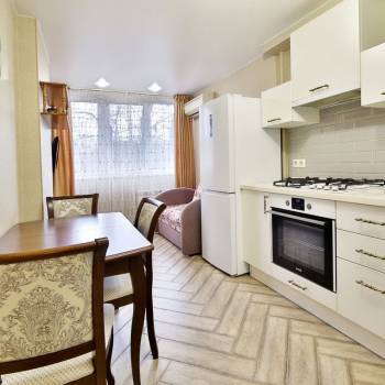 Сдается 1-комнатная квартира, 50 м²
