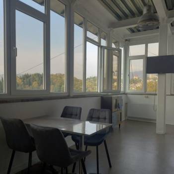 Сдается 1-комнатная квартира, 52 м²