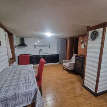 Сдается 1-комнатная квартира, 60 м²