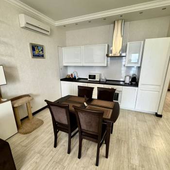 Продается 2-х комнатная квартира, 80 м²