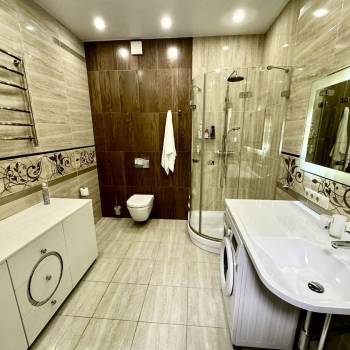 Продается 2-х комнатная квартира, 80 м²