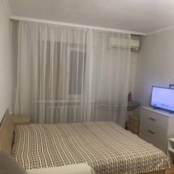 Сдается 1-комнатная квартира, 43,7 м²