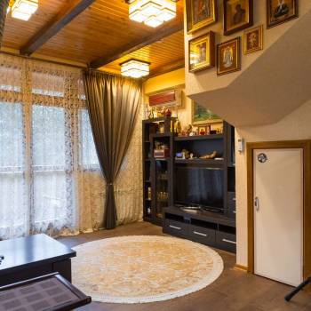 Продается Дом, 220 м²