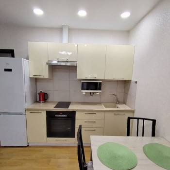 Сдается 1-комнатная квартира, 37 м²