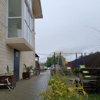 Сдается 1-комнатная квартира, 46 м²