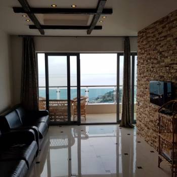 Сдается 1-комнатная квартира, 68 м²