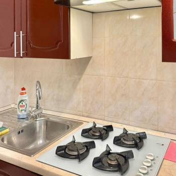 Сдается 2-х комнатная квартира, 75 м²