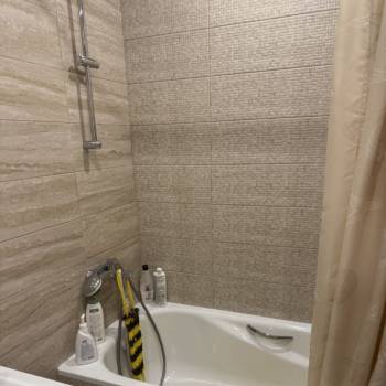 Сдается 2-х комнатная квартира, 110 м²