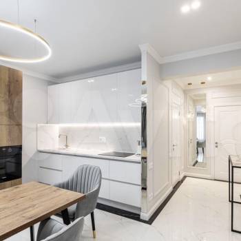 Продается Многокомнатная квартира, 100 м²