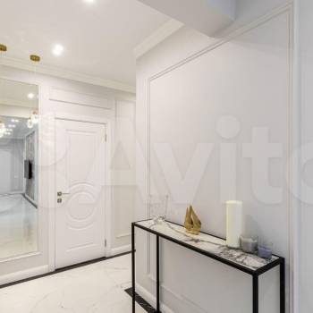 Продается Многокомнатная квартира, 100 м²
