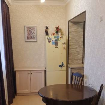 Сдается 1-комнатная квартира, 43 м²