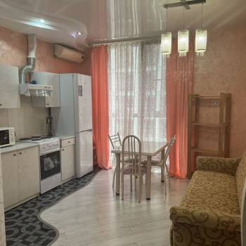Сдается 1-комнатная квартира, 45 м²
