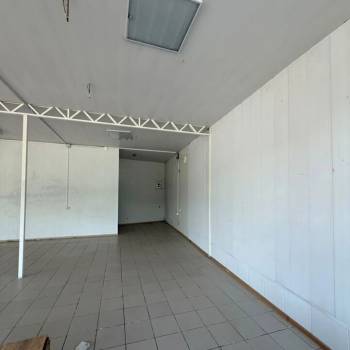 Продается Нежилое помещение, 90 м²