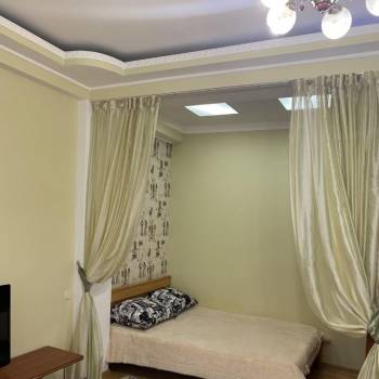 Сдается 1-комнатная квартира, 37 м²