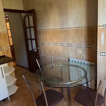 Сдается 2-х комнатная квартира, 42 м²