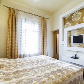 Продается 3-х комнатная квартира, 142 м²