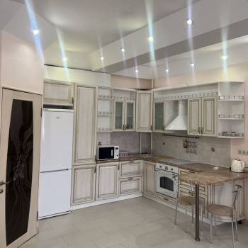 Сдается 2-х комнатная квартира, 70 м²