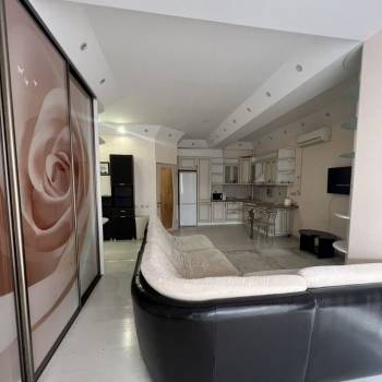 Сдается 2-х комнатная квартира, 70 м²