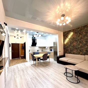 Сдается Многокомнатная квартира, 80 м²