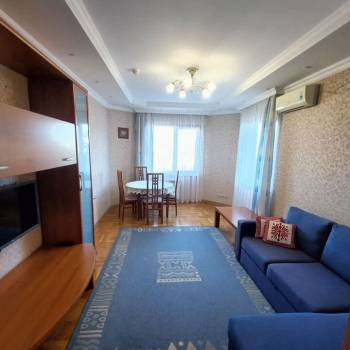 Сдается 2-х комнатная квартира, 65 м²